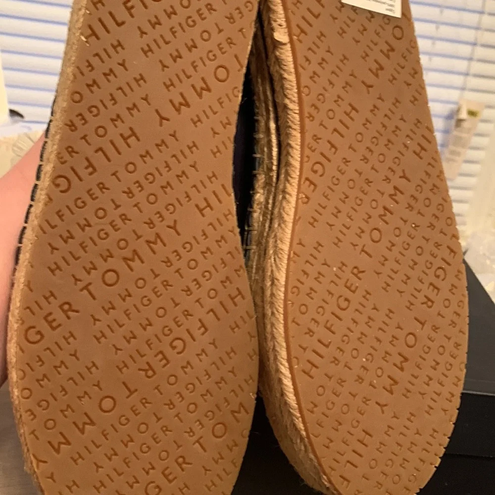 Tommy Hilfiger Navy Platform Espadrilles size 7.5 - Picture 6 of 6